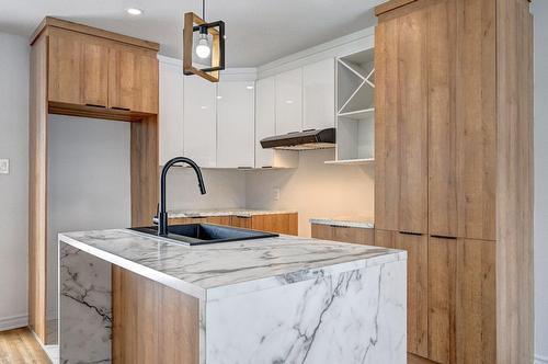 Kitchen - 23 Rue Lavigne, Brownsburg-Chatham, QC - Indoor Photo Showing Kitchen