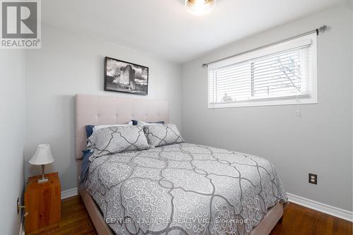 1002 Albany Court, Peterborough (Ashburnham Ward 4), ON - Indoor Photo Showing Bedroom