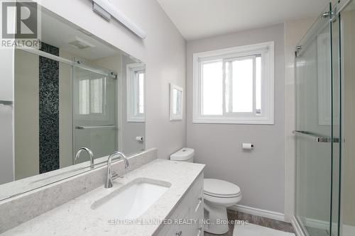 1002 Albany Court, Peterborough (Ashburnham Ward 4), ON - Indoor Photo Showing Bathroom
