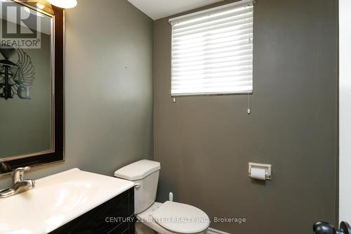 1002 Albany Court, Peterborough (Ashburnham Ward 4), ON - Indoor Photo Showing Bathroom