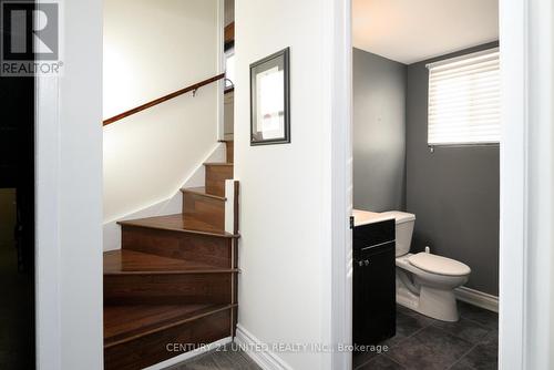 1002 Albany Court, Peterborough (Ashburnham Ward 4), ON - Indoor