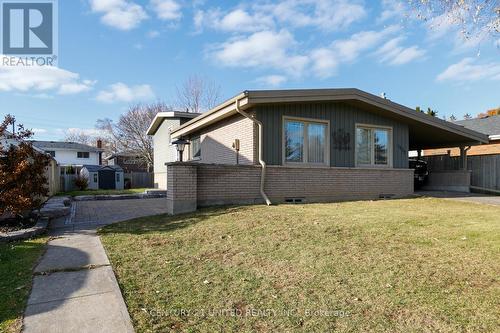 1002 Albany Court, Peterborough (Ashburnham Ward 4), ON - Outdoor