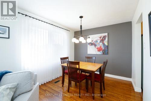 1002 Albany Court, Peterborough (Ashburnham Ward 4), ON - Indoor Photo Showing Dining Room