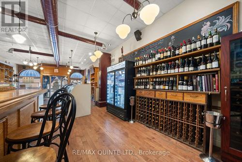 304 Front Street, Belleville (Belleville Ward), ON 