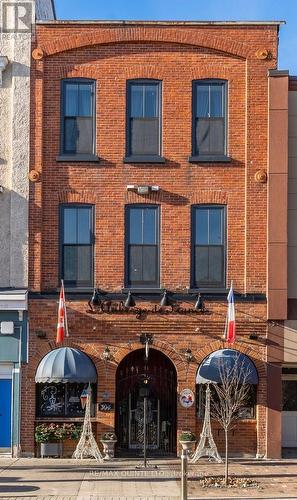 304 Front Street, Belleville (Belleville Ward), ON 