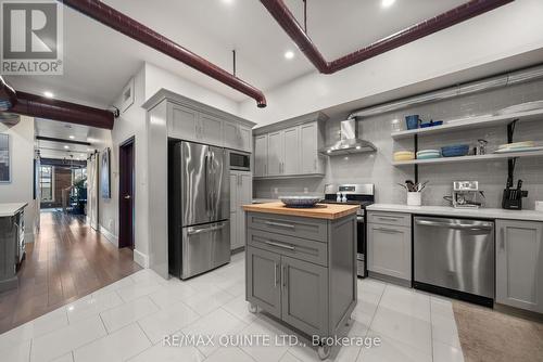 304 Front Street, Belleville (Belleville Ward), ON 