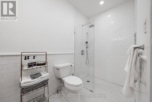 304 Front Street, Belleville (Belleville Ward), ON 