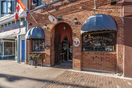 304 Front Street, Belleville (Belleville Ward), ON 