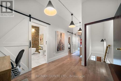 304 Front Street, Belleville (Belleville Ward), ON 