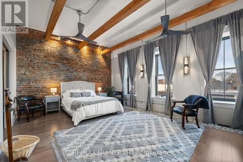 304 Front Street, Belleville (Belleville Ward), ON 