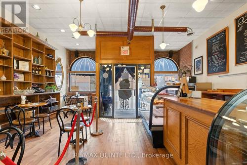 304 Front Street, Belleville (Belleville Ward), ON 