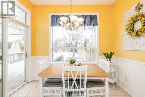 125 Whalings Circle N, Ottawa, ON - Indoor Photo Showing Dining Room