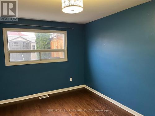 33 Bimini Crescent W, Toronto, ON - Indoor Photo Showing Other Room