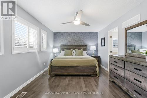 157 Braithwaite Avenue, Hamilton, ON - Indoor Photo Showing Bedroom