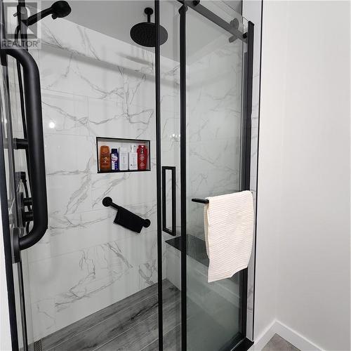 3262 Falconbridge Highway, Garson, ON - Indoor