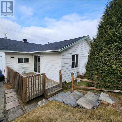 3262 Falconbridge Highway, Garson, ON - Outdoor With Exterior