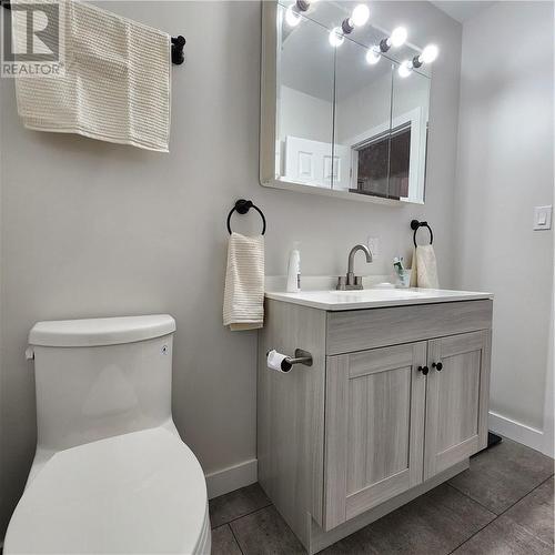3262 Falconbridge Highway, Garson, ON - Indoor Photo Showing Bathroom