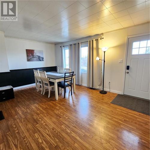 3262 Falconbridge Highway, Garson, ON - Indoor Photo Showing Dining Room
