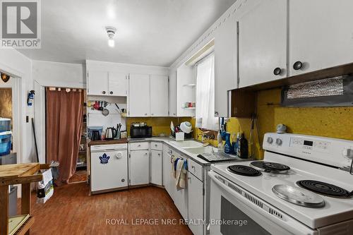 5 Chetwood Street, St. Catharines (Western Hill), ON - Indoor Photo Showing Kitchen