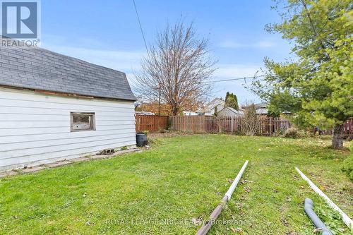 5 Chetwood Street, St. Catharines (Western Hill), ON - Outdoor