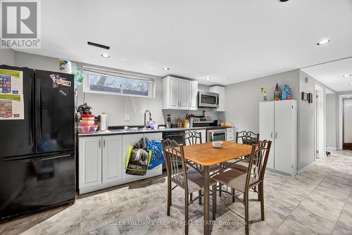 76 Rose Street, Barrie (Wellington), ON - Indoor Photo Showing Other Room