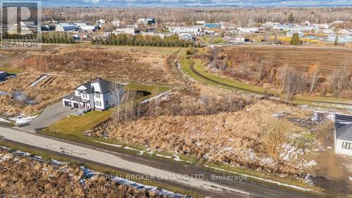 6810 Still Meadow Way, Ottawa, ON 