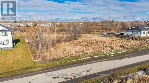 6810 Still Meadow Way, Ottawa, ON 