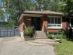 1198 INGLEDENE DRIVE  Oakville, ON L6H 2H9