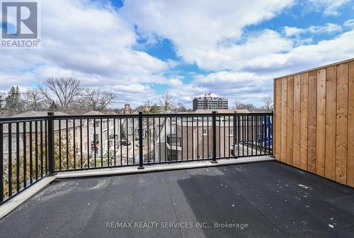 7 - 2179C Weston Road, Toronto, ON - Outdoor