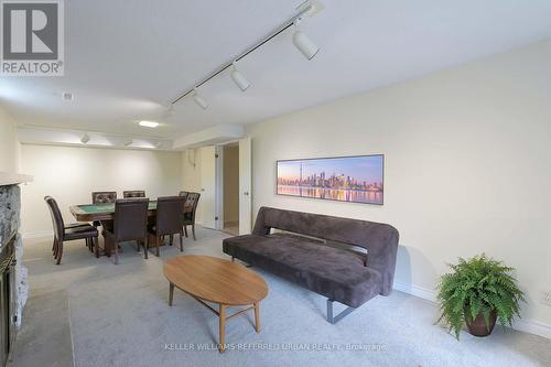 62 Devlin Place, Aurora, ON - Indoor