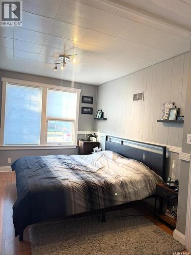 1515 2Nd Street, Estevan, SK - Indoor Photo Showing Bedroom