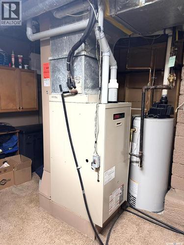 1515 2Nd Street, Estevan, SK - Indoor Photo Showing Basement