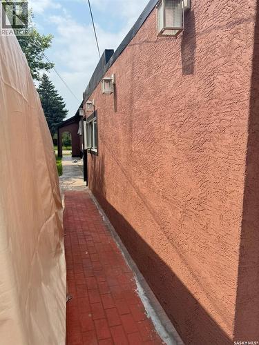 1515 2Nd Street, Estevan, SK - Outdoor