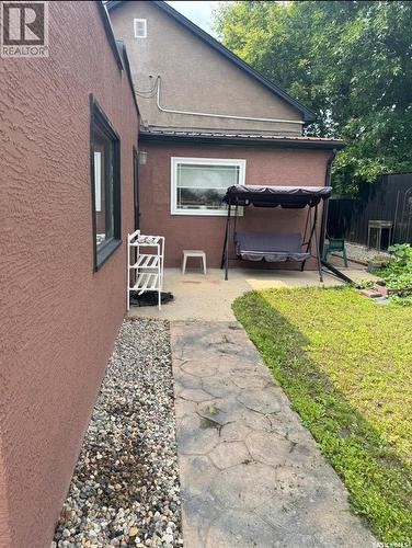 1515 2Nd Street, Estevan, SK - Outdoor