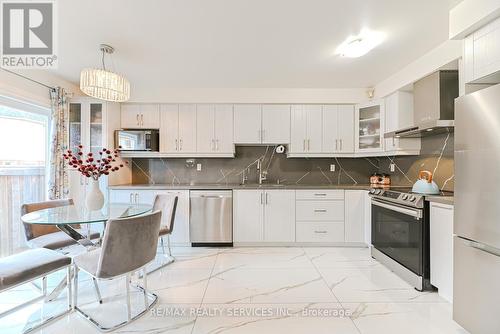 36 Tawnie Crescent, Brampton, ON - Indoor Photo Showing Kitchen