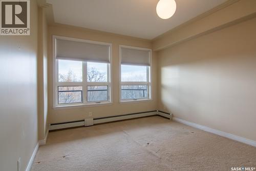 238 623 Saskatchewan Crescent W, Saskatoon, SK - Indoor Photo Showing Other Room