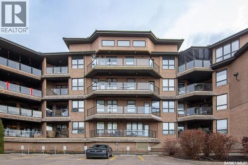 238 623 Saskatchewan Crescent W, Saskatoon, SK - Outdoor With Facade