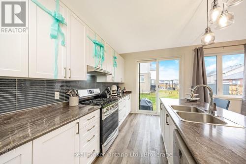 61 Kirvan Street, Centre Wellington (Fergus), ON - Indoor Photo Showing Kitchen With Double Sink With Upgraded Kitchen