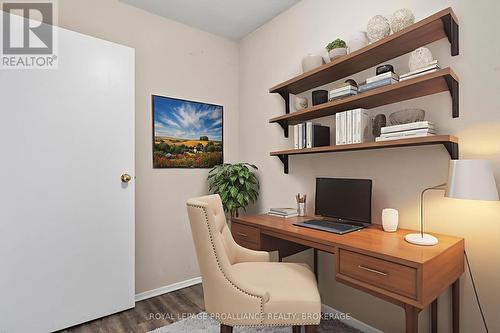 Photo is virtually staged - 301 - 580 Armstrong Road, Kingston (East Gardiners Rd), ON - Indoor Photo Showing Office