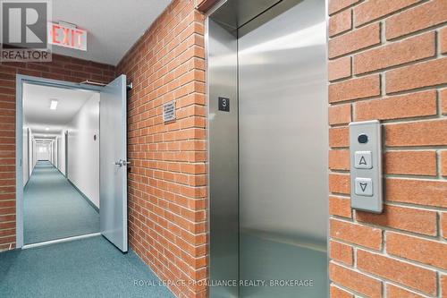 301 - 580 Armstrong Road, Kingston (East Gardiners Rd), ON -  With Exterior