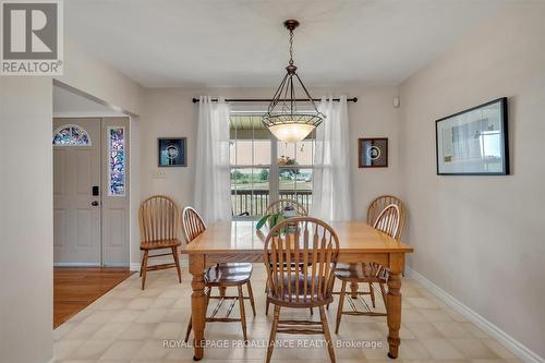 1787 Moncrief Line, Cavan Monaghan, ON - Indoor Photo Showing Dining Room