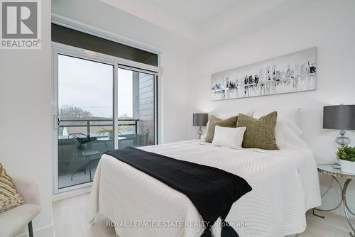 404 - 1285 Queen Street E, Toronto, ON - Indoor Photo Showing Bedroom