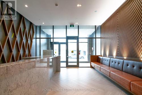 404 - 1285 Queen Street E, Toronto, ON - Indoor Photo Showing Other Room