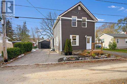 38 Bennett Street, Brockville, ON - Outdoor