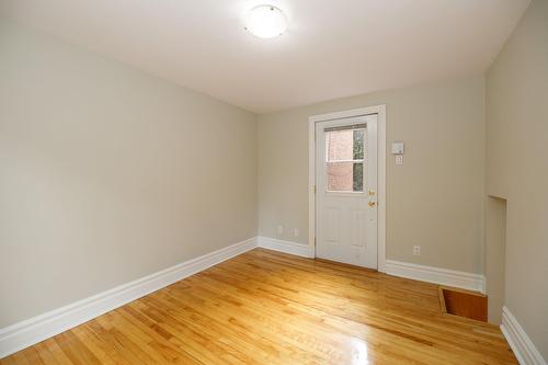 Bedroom - 3852 Av. Prud'Homme, Montréal (Côte-Des-Neiges/Notre-Dame-De-Grâce), QC - Indoor Photo Showing Other Room