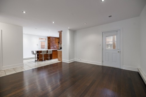 Living Room - 3852 Av. Prud'Homme, Montréal (Côte-Des-Neiges/Notre-Dame-De-Grâce), QC - Indoor