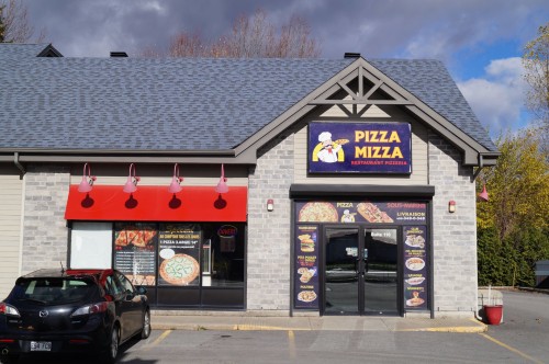 Commerce - 1111 Boul. St-Luc, Saint-Jean-Sur-Richelieu, QC - Outdoor