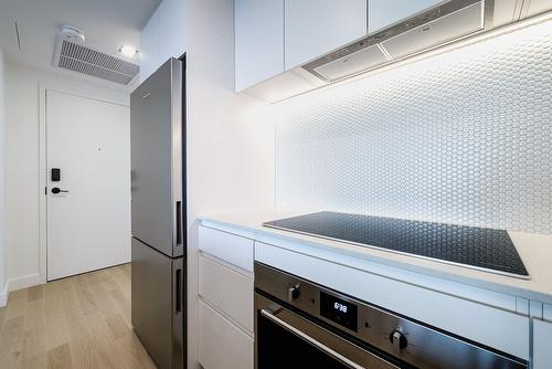Cuisine - 3501-1245 Rue De Bleury, Montréal (Ville-Marie), QC - Indoor
