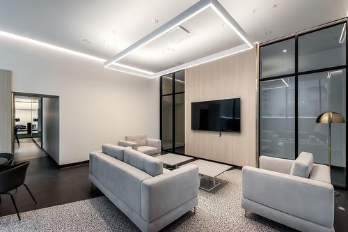 Salle communautaire - 3501-1245 Rue De Bleury, Montréal (Ville-Marie), QC - Indoor Photo Showing Other Room