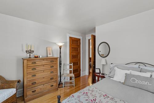 Bedroom - 322 Rue Woodland, Brownsburg-Chatham, QC - Indoor Photo Showing Bedroom